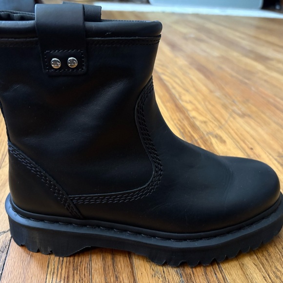 Dr. Martens Black Leather Chelsea Ankle Boots - Picture 5 of 5